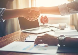 DA ESTABILIDADE DOS CONTRATOS EM TEMPO DE PANDEMIA